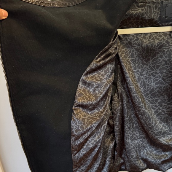 Elegant  Black Leather Women's Jacket - Picture 8 of 10